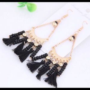 Trendy Black Bead Tassel Gold Dangle Earrings